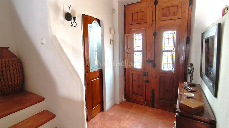 Foto 54d987b1-6d6b-4726-9151-fe0ac3a56f97. Casa adossada amb xemeneia calefacció aparcament piscina a Dénia