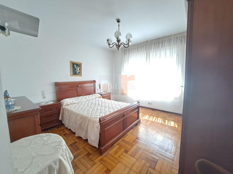 Foto ebb778cf-cf45-4bb2-84cd-f883a69c93a9. Haus mit parking in Moaña
