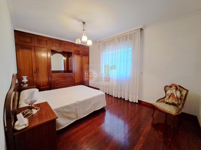 Foto 30a02ee2-e923-4cc6-870b-7cb5019401da. Casa amb calefacció aparcament a Bueu