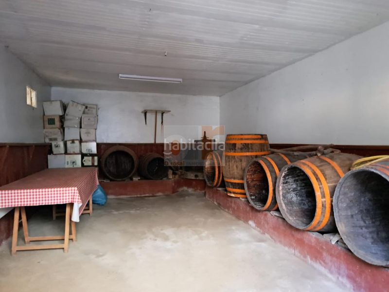 Foto 7e084b67-fd00-42d0-849b-563ed89efa2e. Casa amb calefacció aparcament a Bueu