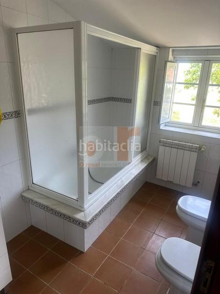 Foto 0741101f-d573-4bb2-abd6-606938ed4fe1. Haus mit heizung parking in Moaña