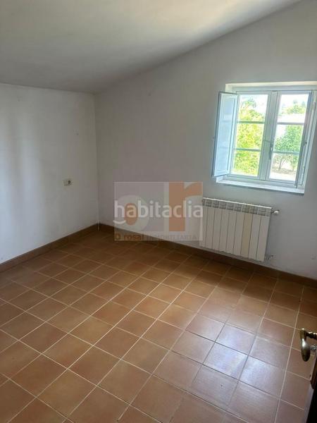 Foto 2ac13075-a984-43ee-8093-d3007c9b76c0. Haus mit heizung parking in Moaña