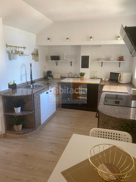 Foto 91aba1a2-8c7f-4a78-b8ef-e14d11c0e071. Xalet amb calefacció aparcament a Moaña