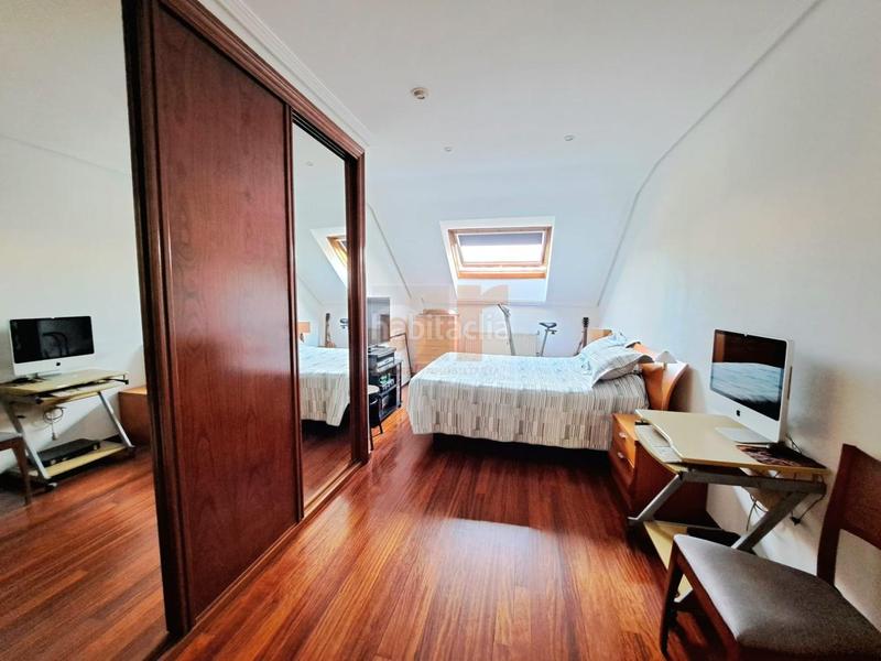 Foto a8198650-46b4-412b-9e45-9f6fc693e374. Penthouse with heating parking in Fátima Vigo