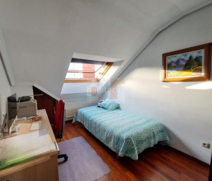 Foto dc4b8bcd-e653-4f35-9f07-034a8dbf246a. Penthouse with heating parking in Fátima Vigo