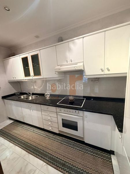 Foto a759de26-d7f0-49d3-b3c6-f8b1f04bfe2b. Casa amb calefacció aparcament a Moaña