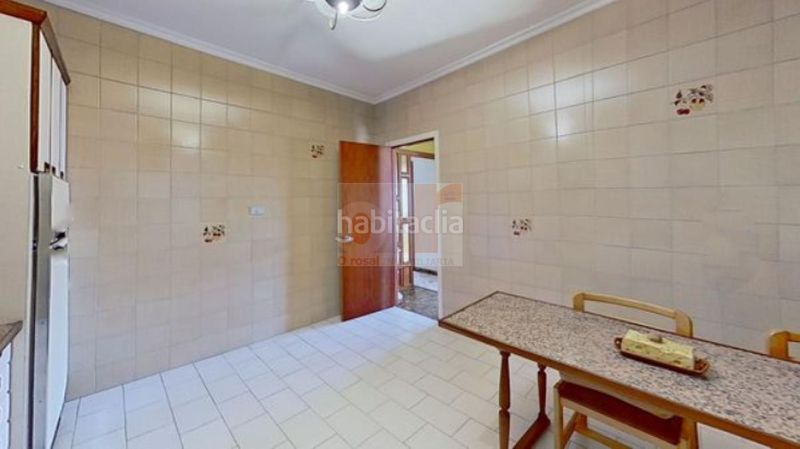 Foto d893e942-90bb-422c-9584-76009a28fe08. Casa amb calefacció aparcament a Moaña