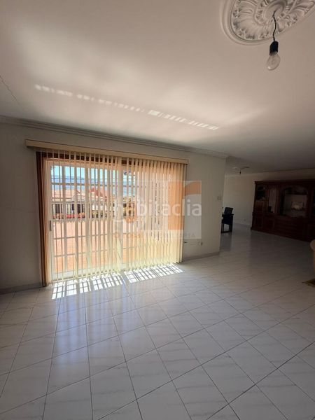 Foto fa3712cb-2bd7-4753-9f39-68880b8685c2. Casa amb calefacció aparcament a Moaña