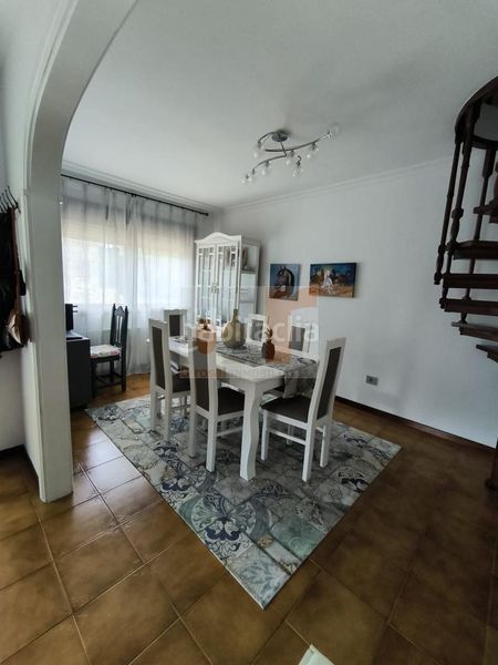 Foto 0ddabe3a-2027-4830-8b86-0ecd55411624. Casa amb calefacció a Aldán Cangas
