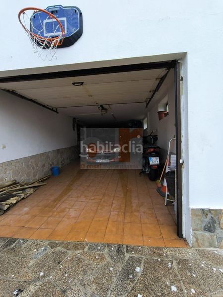 Foto 9655ccf6-4c84-478d-a662-616b3d490743. Casa amb calefacció a Aldán Cangas