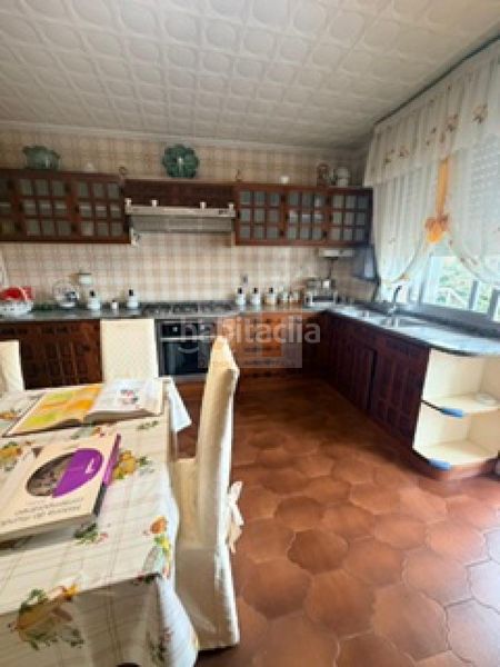 Foto 7b2276df-fa6e-4cde-8c6d-d2f4960d30eb. Casa amb calefacció aparcament a Moaña