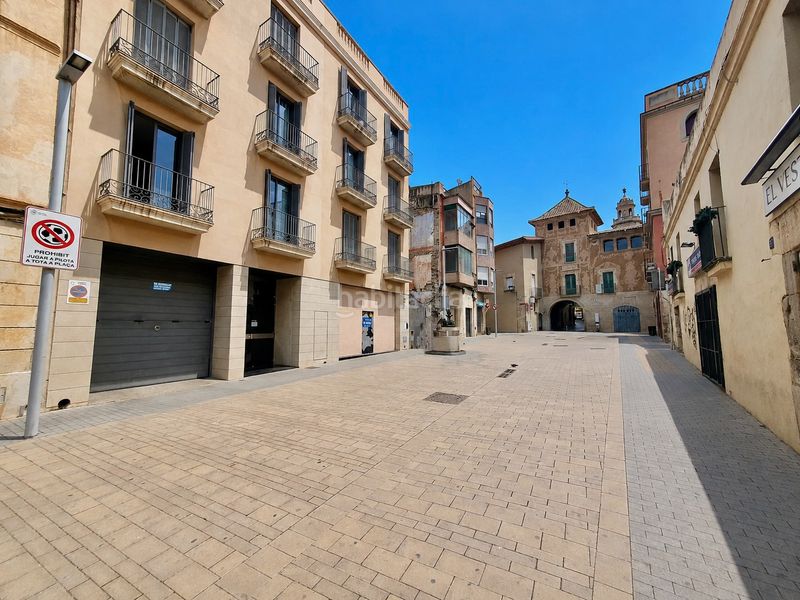 Foto b9d9ca1d-0f0b-44f1-8af0-7070ff0c6b41. Locale commerciale in carrer de les quatre fonts 10 in Vendrell (El)