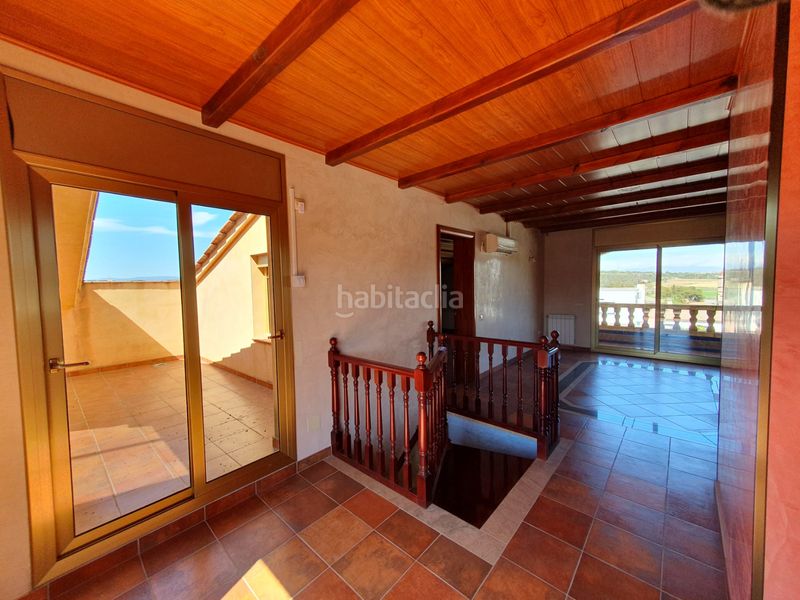 Foto 290cfe96-b3e1-4275-83b8-7ea66ccf7550. Casa amb xemeneia calefacció aparcament piscina a Olèrdola