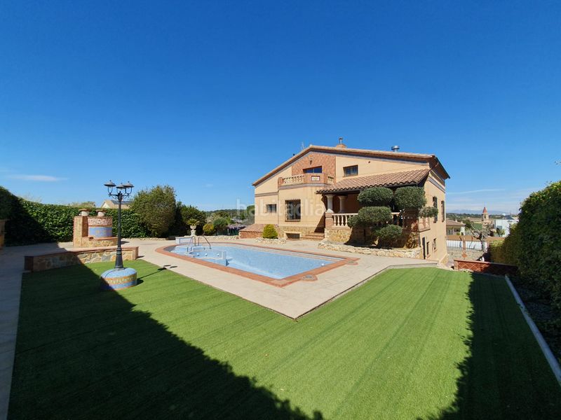 Foto ed6d22d6-2cb5-4cc8-bc1c-51a4f3dd779b. Casa amb xemeneia calefacció aparcament piscina a Olèrdola