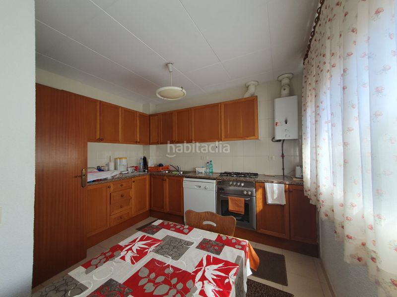 Foto 0635f42e-015e-4798-9116-c136d998e57f. Casa adossada amb calefacció aparcament a Palafolls