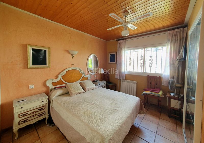 Foto 91a305e3-f6e1-4b47-acb2-5c5f0c84f39b. Casa amb xemeneia calefacció aparcament piscina a Olèrdola