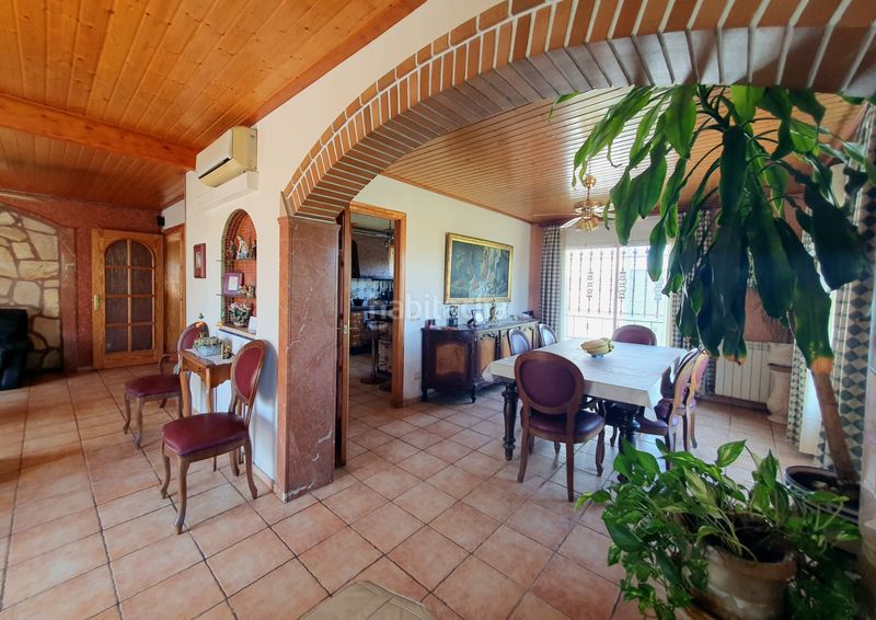 Foto c9da3d23-63b7-4403-9ed1-1081f703a05a. Casa amb xemeneia calefacció aparcament piscina a Olèrdola