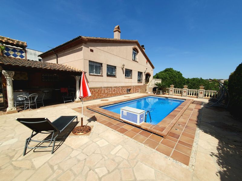 Foto ca28817d-4fb2-4566-9498-0a011679e941. Casa amb xemeneia calefacció aparcament piscina a Olèrdola