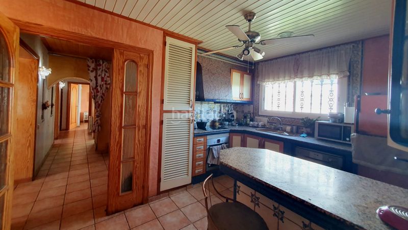 Foto d649d29a-f674-4e92-9411-1eaabae23487. Casa amb xemeneia calefacció aparcament piscina a Olèrdola