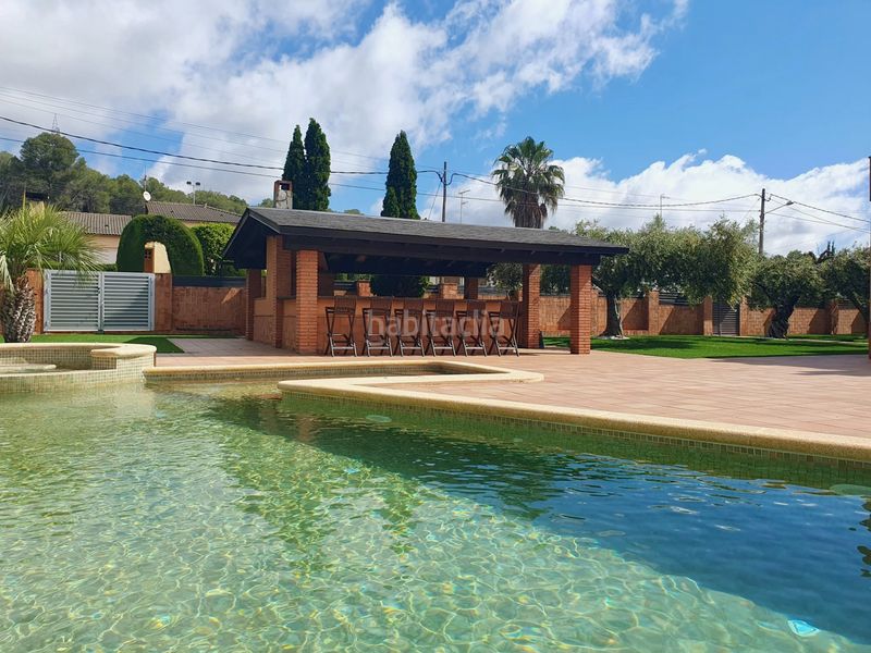 Foto 053049f3-d2c5-4a81-95a9-55d5be870623. Casa amb xemeneia calefacció aparcament piscina a Olèrdola