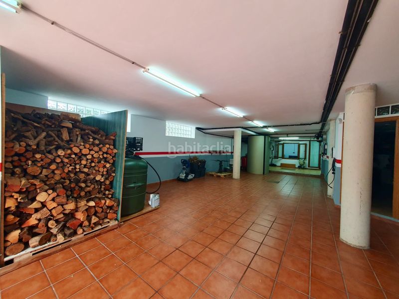 Foto 1f99b58f-6970-4420-be47-5edacdf188e5. Casa amb xemeneia calefacció aparcament piscina a Olèrdola