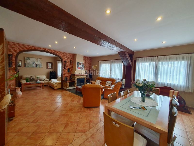 Foto e72ccf9a-f904-4c70-9560-804bd94178be. Casa amb xemeneia calefacció aparcament piscina a Olèrdola