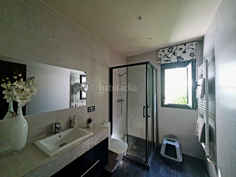 Foto 4ad2b277-05ab-449d-b760-d22e9bd1595f. Casa amb xemeneia calefacció aparcament piscina a Canyelles
