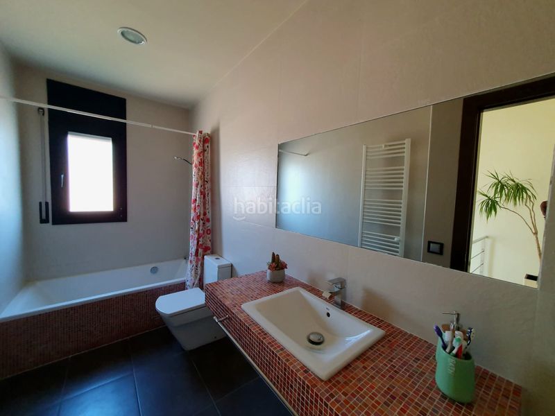 Foto 624b6a43-88a9-448c-8e62-8091f4b4d188. Casa amb xemeneia calefacció aparcament piscina a Canyelles