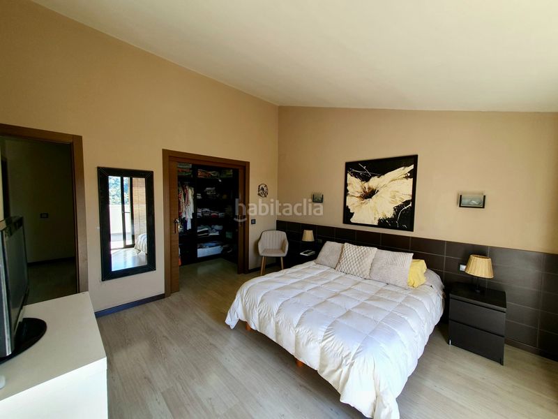 Foto b7f3d685-f79b-403d-b72f-b315c7ba9812. Casa amb xemeneia calefacció aparcament piscina a Canyelles