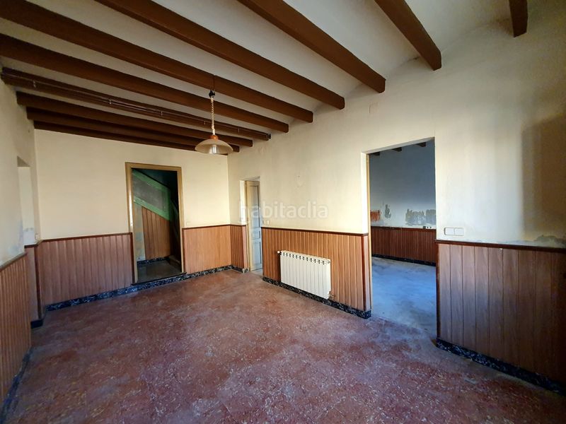 Foto 45efacf8-5d4a-467e-85cd-f260eaeae733. Casa adossada amb aparcament a Castellví de la Marca