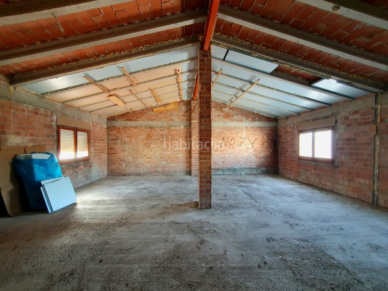 Foto 4b821d85-55eb-4252-a2f0-dc1adb6319c9. Casa adossada amb aparcament a Castellví de la Marca