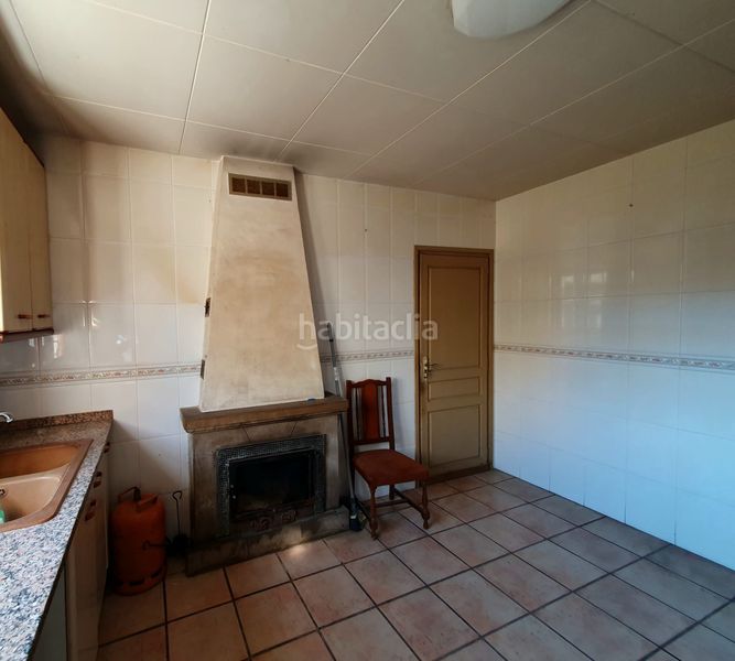 Foto a050098a-ad88-4433-b130-7e139f381a3a. Casa adossada amb aparcament a Castellví de la Marca