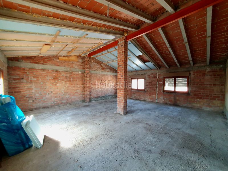 Foto b706e876-4637-4292-95d3-6edbae771ee5. Casa adossada amb aparcament a Castellví de la Marca