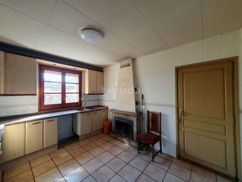 Foto f02850e7-52ca-4263-a3be-caddbc449a3f. Casa adossada amb aparcament a Castellví de la Marca