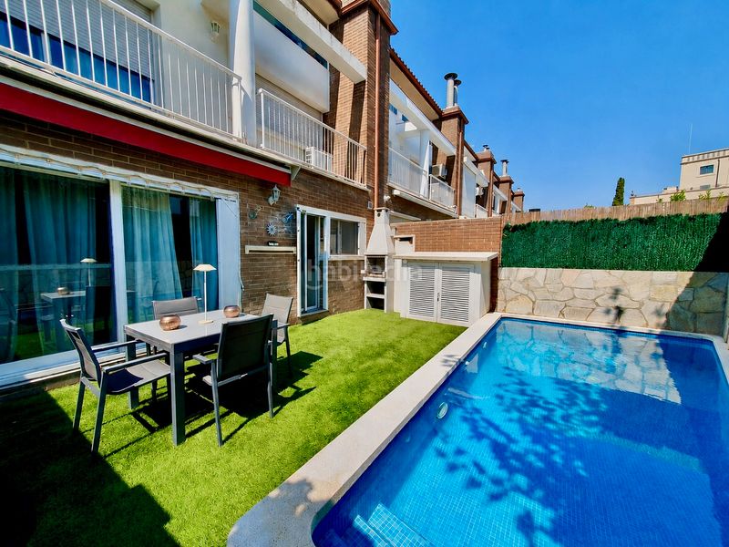 Casa adossada amb calefacció piscina a Molí de Vent Vilanova i la Geltrú