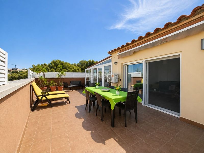 Foto 2560de43-55dd-4310-bb3b-cc4a8de3cddf. Duplex con riscaldamento parcheggio in Les Roquetes Sant Pere de Ribes