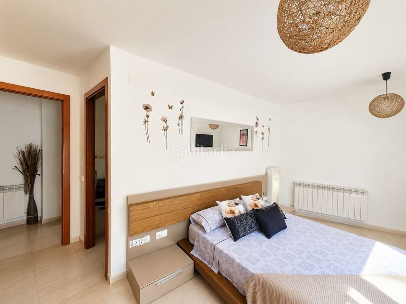 Foto d7aae384-7e8f-49a0-a3f4-9d9464f7208d. Duplex con riscaldamento parcheggio in Les Roquetes Sant Pere de Ribes