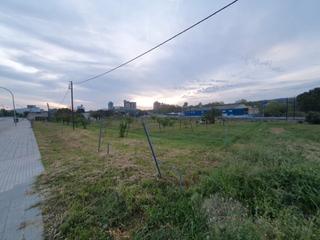 Solar industrial  Carrer de l'abadal. Parcela industrial de 7.391 m2