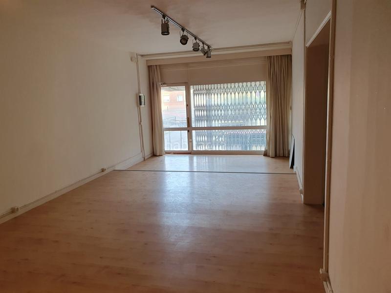 Foto 8d026afe-e480-4610-8556-0a1e75d7c474. Local comercial a carrer de ventosa i roig 22a a Vilanova i la Geltrú