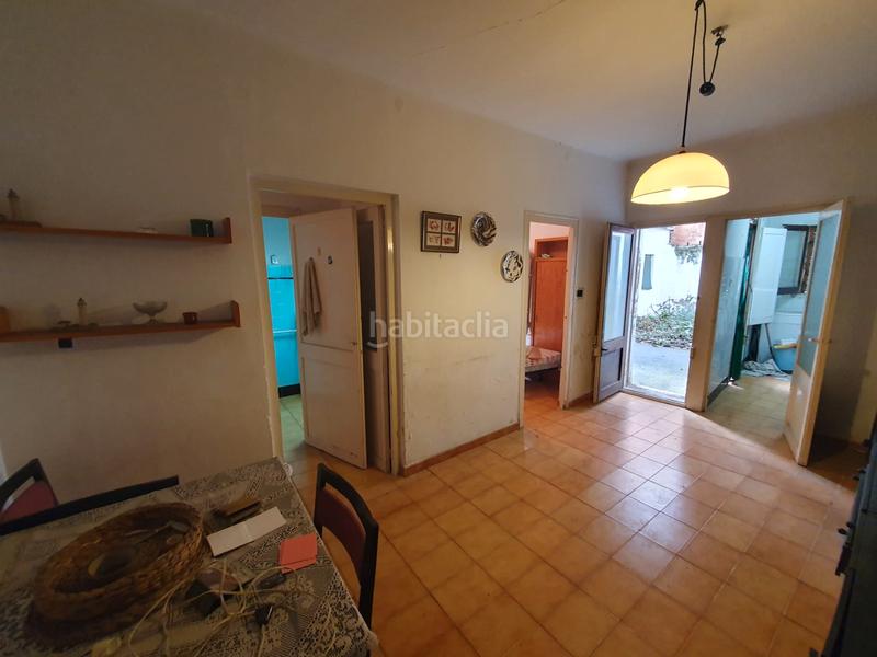 Foto 4156b59b-0c4f-4d05-bd75-98287b839273. Casa aparellada a Nucli Antic Cunit