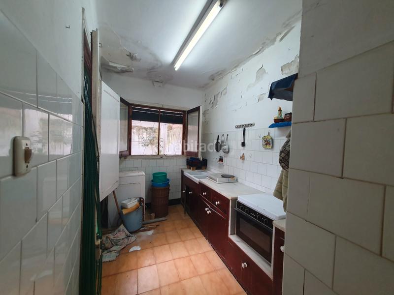 Foto 606b3eb4-311b-43ac-ba30-74d05ba2295a. Casa aparellada a Nucli Antic Cunit