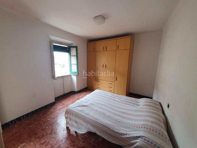 Foto 67a4862f-f434-44cd-999b-d0567ec23af8. Casa aparellada a Nucli Antic Cunit