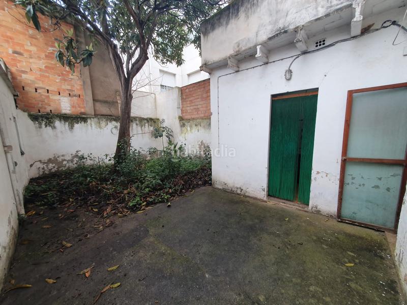 Foto a00de0e2-647e-4350-8195-f8a5573ee187. Casa aparellada a Nucli Antic Cunit