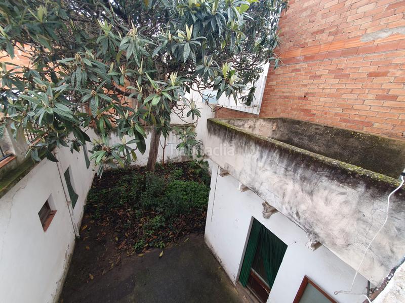 Foto f5ff4320-b300-421c-a450-cde385ed1bd8. Casa aparellada a Nucli Antic Cunit