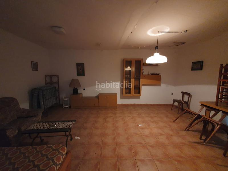 Foto f8cc6f72-0479-427d-96b8-a047d2b12212. Casa aparellada a Nucli Antic Cunit