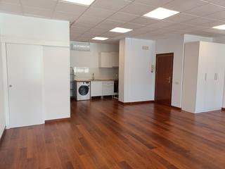 Lloguer Oficina  Rambla d'arnau de vilanova. Oficina tipo loft en alquiler