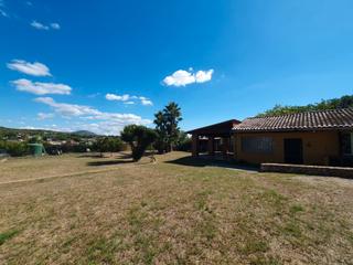 Lloguer Casa a Nord. Casa con encanto y amplio porche en parcela de 1.000 m²