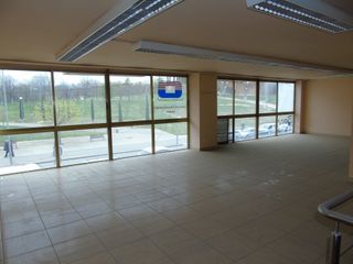 Local Comercial  Carretera de manlleu. Lote de 3 locales i 2 oficinas