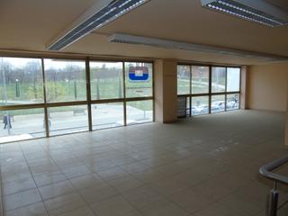 Business premise  Carretera de manlleu. Lote de 3 locales i 2 oficinas