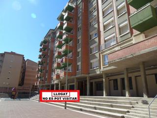 Pis  Plaça osona. Piso alquilado en venta